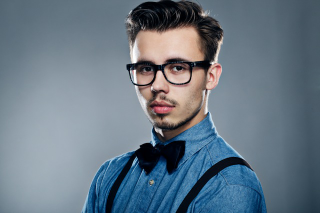Illustration for article titled How to Dress Your Man Like the Nerd of Your Dreams